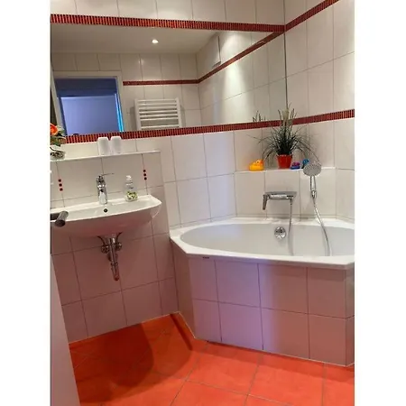 Cosy In Near Seabeach * Binz